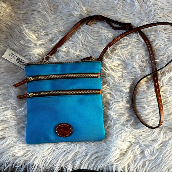 Dooney and Burke nylon north south zipper crossbody teal - Picture 2 of 5